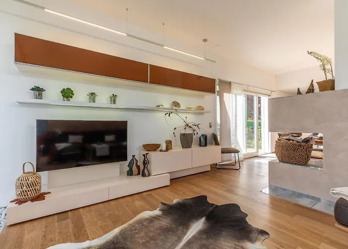 Ferienhaus Bergpanorama Mit Sauna & Grossem Garten